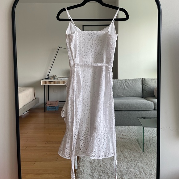 Banana Republic White Summer Eyelet Wrap Dress - Picture 3 of 6